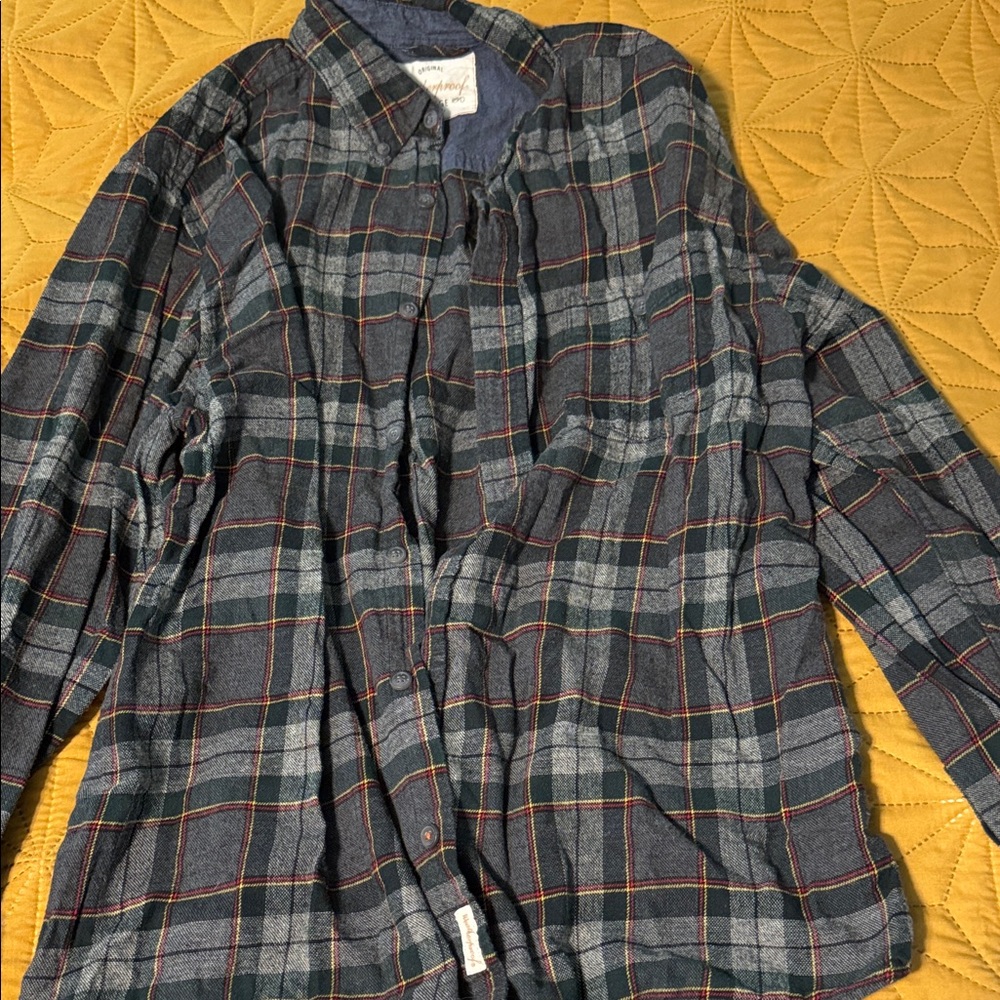 Weatherproof Vintage Blue and Gray Plaid Shirt